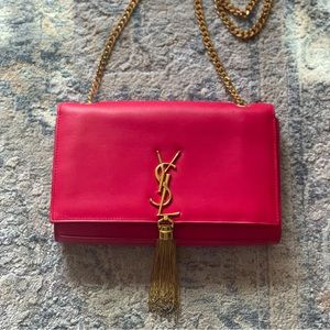 Saint Laurent Calfskin Kate bag! Comes with authenticity card and pouch ❤️